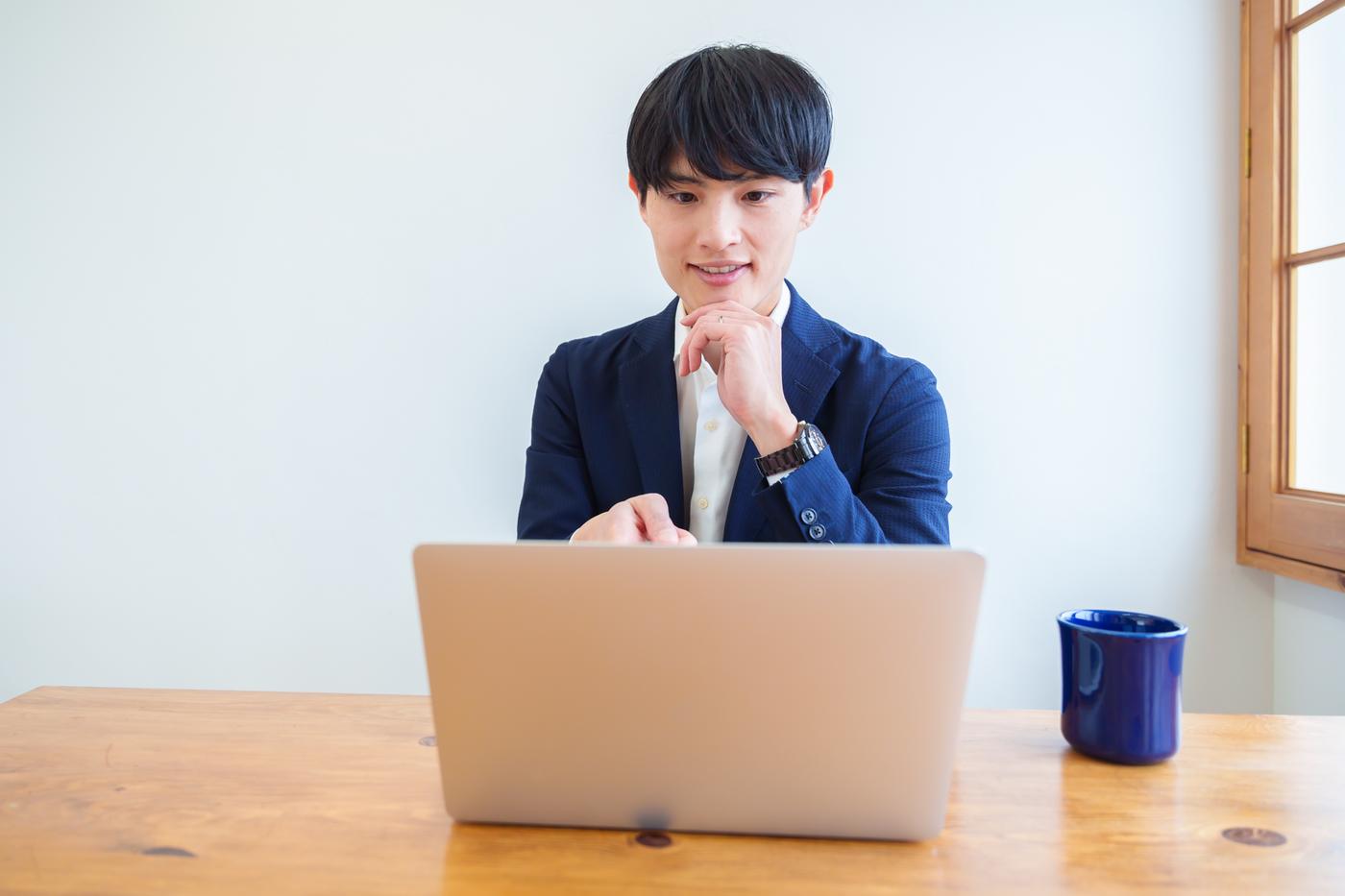 オンラインで相談する様子