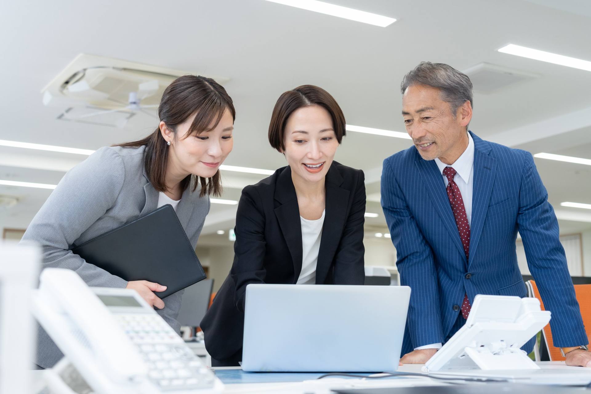 案件の論点を検討する専門家チーム